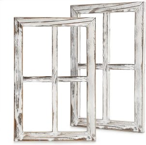Cadres muraux imitation fenêtres en bois blanchi pour une déco farmhouse rustique