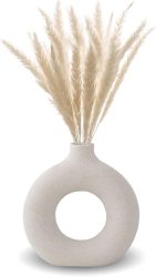 Vase décoratif en céramique blanc avec pampas pour déco bohème farmhouse